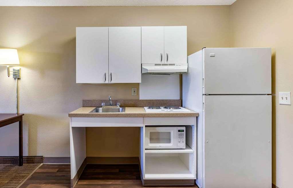 Extended Stay America Suites - Austin - Northwest Arboretum Номер фото